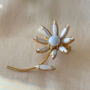 Vintage Gold & Light Sky Blue Daisy Flower Brooch
